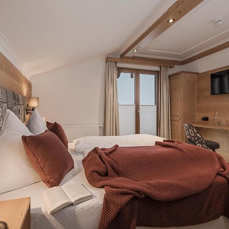 Hotel Garni Larcherhof Mayrhofen Εξωτερικό φωτογραφία