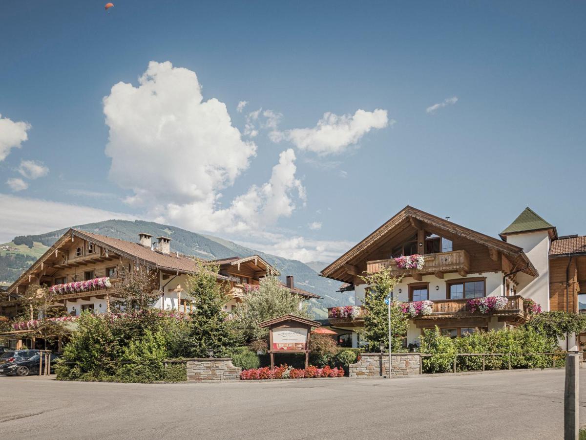 Hotel Garni Larcherhof Mayrhofen Εξωτερικό φωτογραφία
