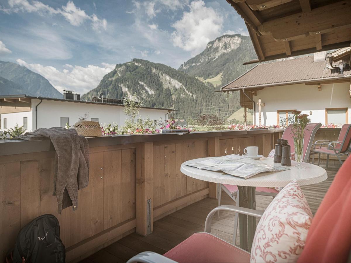 Hotel Garni Larcherhof Mayrhofen Εξωτερικό φωτογραφία