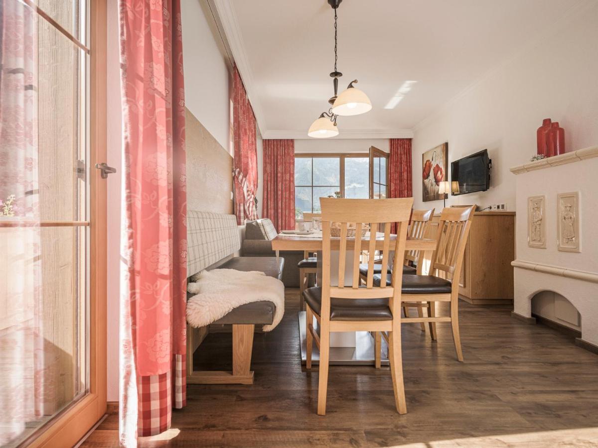 Hotel Garni Larcherhof Mayrhofen Εξωτερικό φωτογραφία