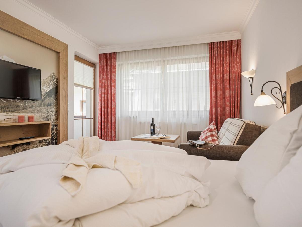 Hotel Garni Larcherhof Mayrhofen Εξωτερικό φωτογραφία