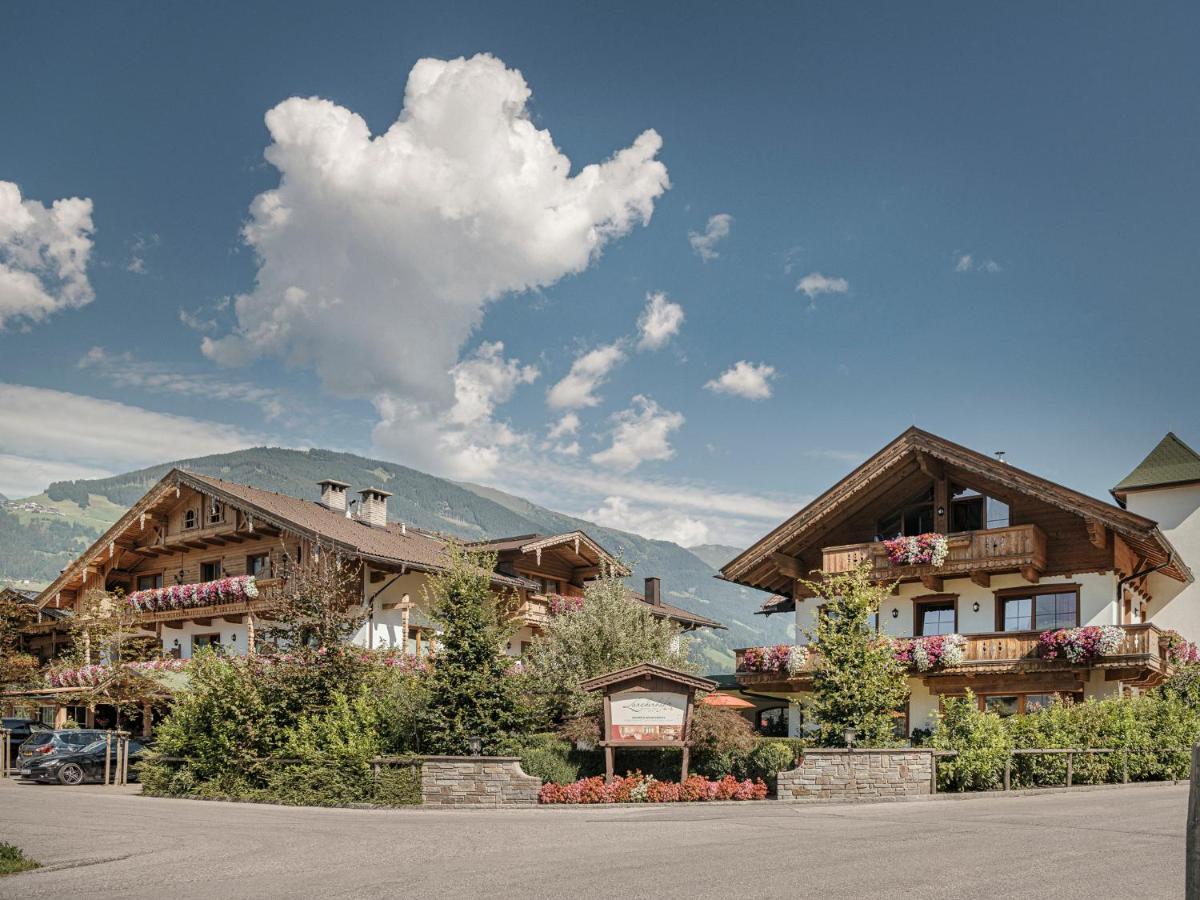 Hotel Garni Larcherhof Mayrhofen Εξωτερικό φωτογραφία
