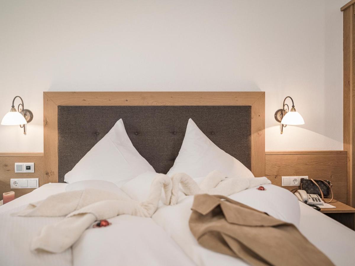 Hotel Garni Larcherhof Mayrhofen Εξωτερικό φωτογραφία