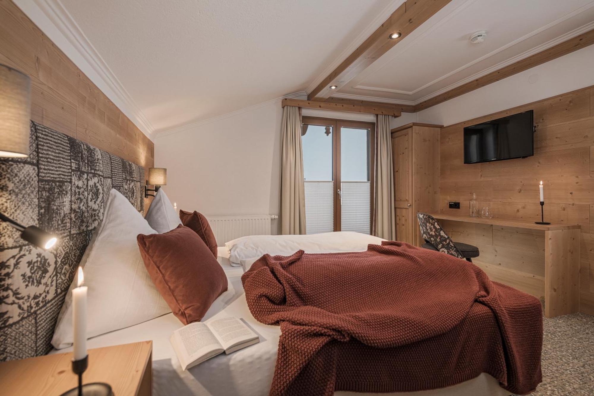 Hotel Garni Larcherhof Mayrhofen Εξωτερικό φωτογραφία